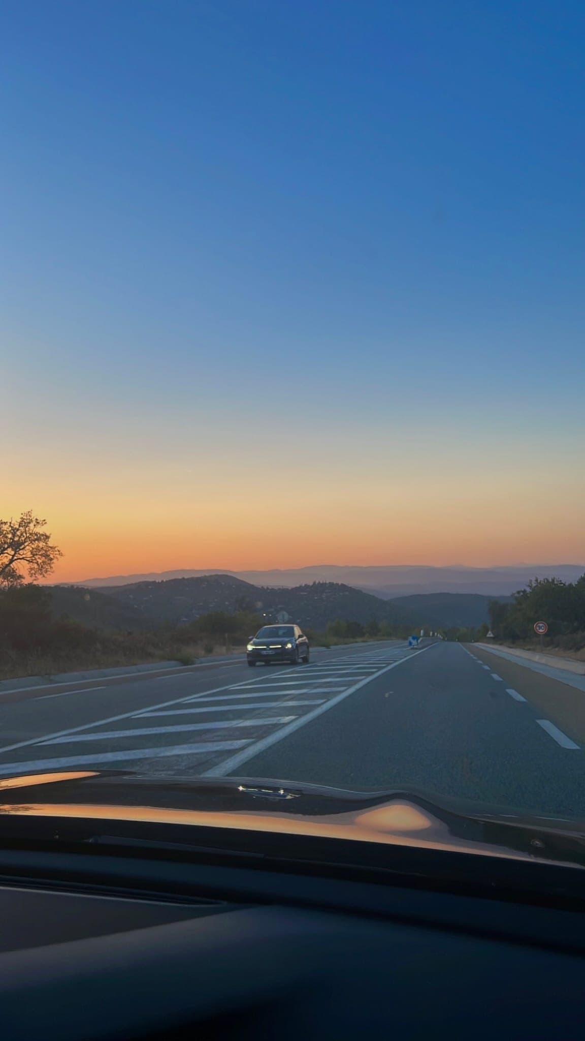 Chauffeur Privé Saint-Tropez: Port, Clubs & la D559