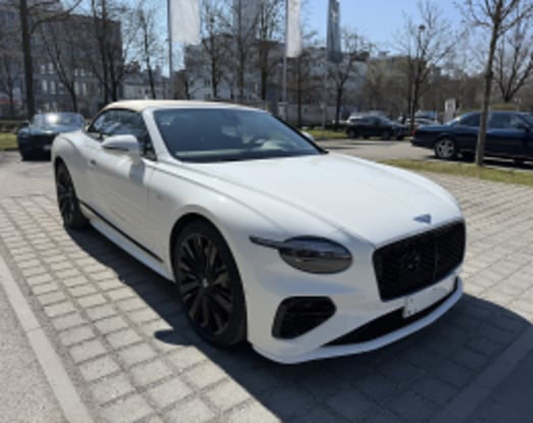 Bentley Continental GTC Speed: 6