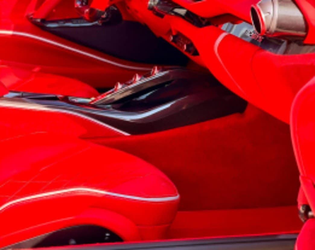 Ferrari 812 GTS: vue 1