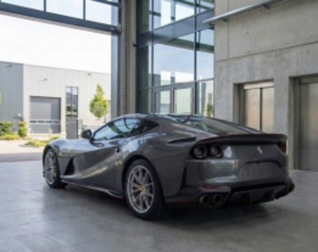Ferrari 812 Superfast: vue 1