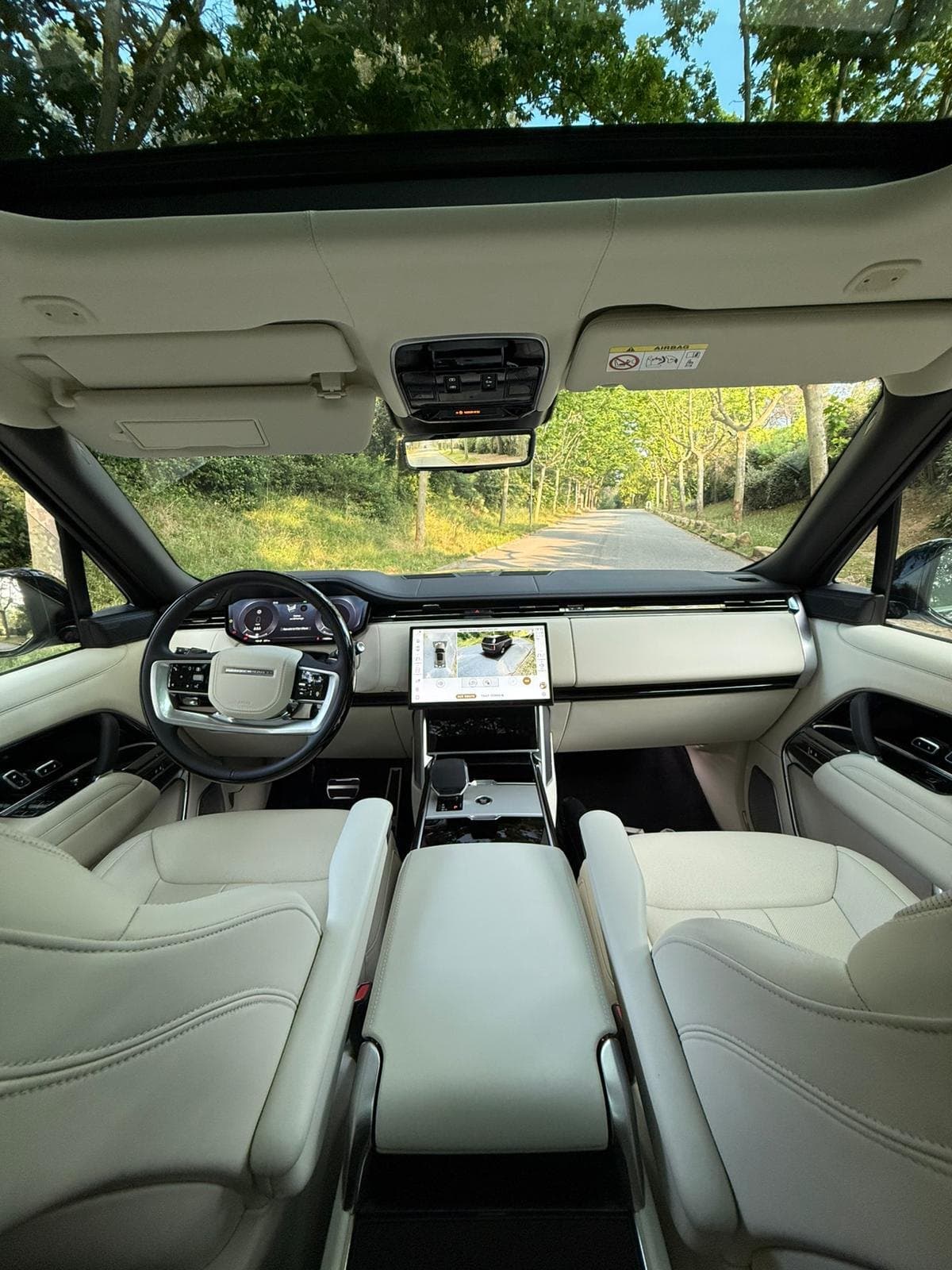 Range Rover Autobiography LWB: 9