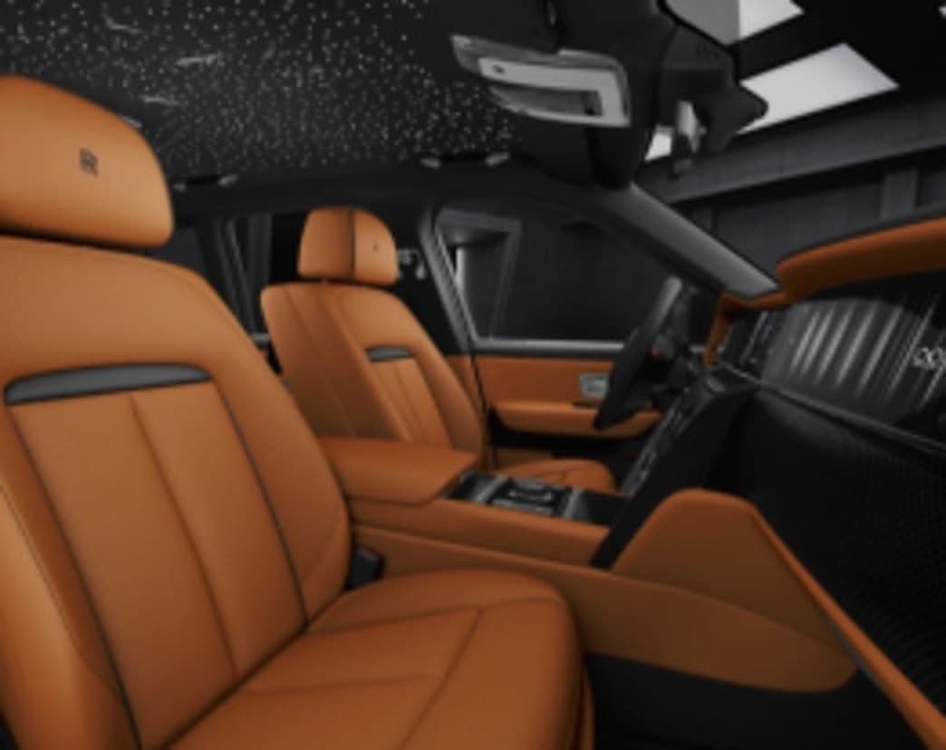 Rolls-Royce Cullinan Black Badge: 6