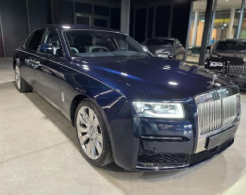 Rolls-Royce Ghost Extended: 13