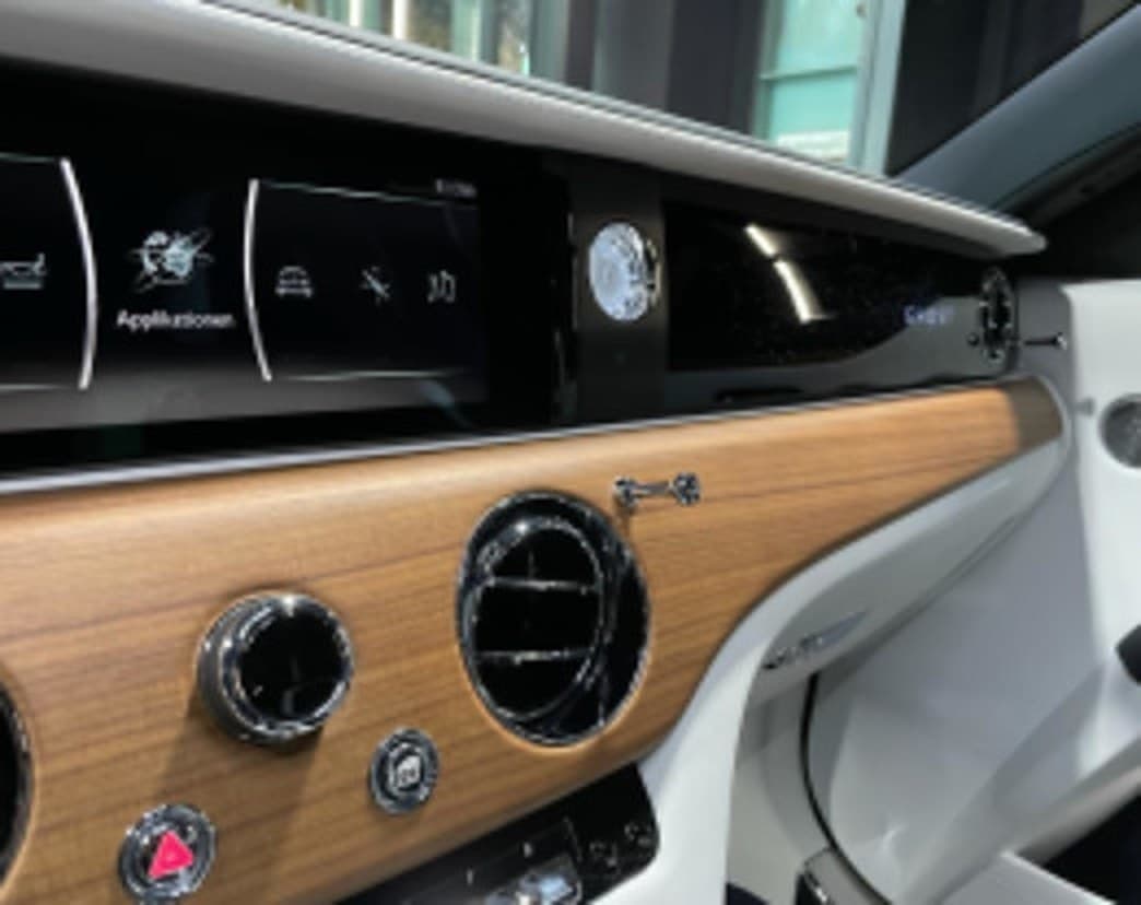 Rolls-Royce Ghost Extended: 14