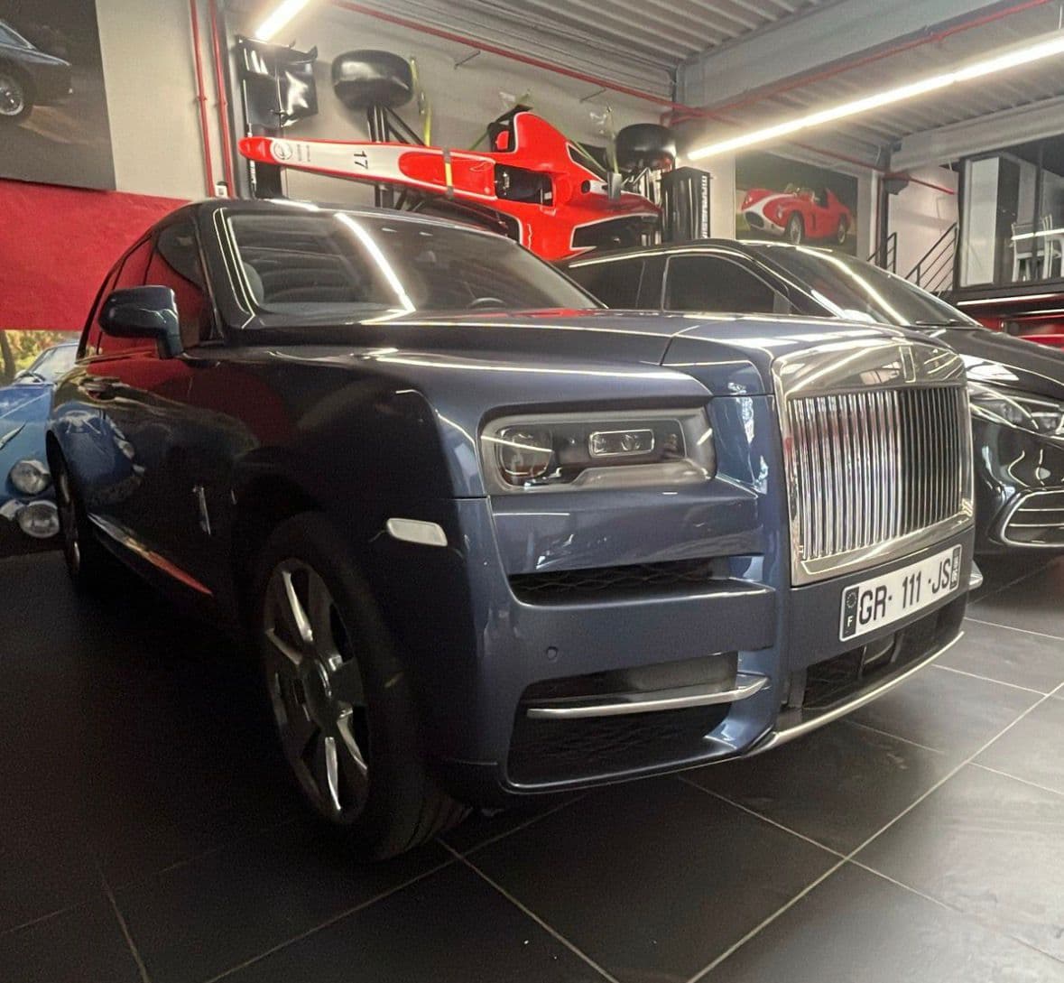 Rolls-Royce Cullinan Black Badge