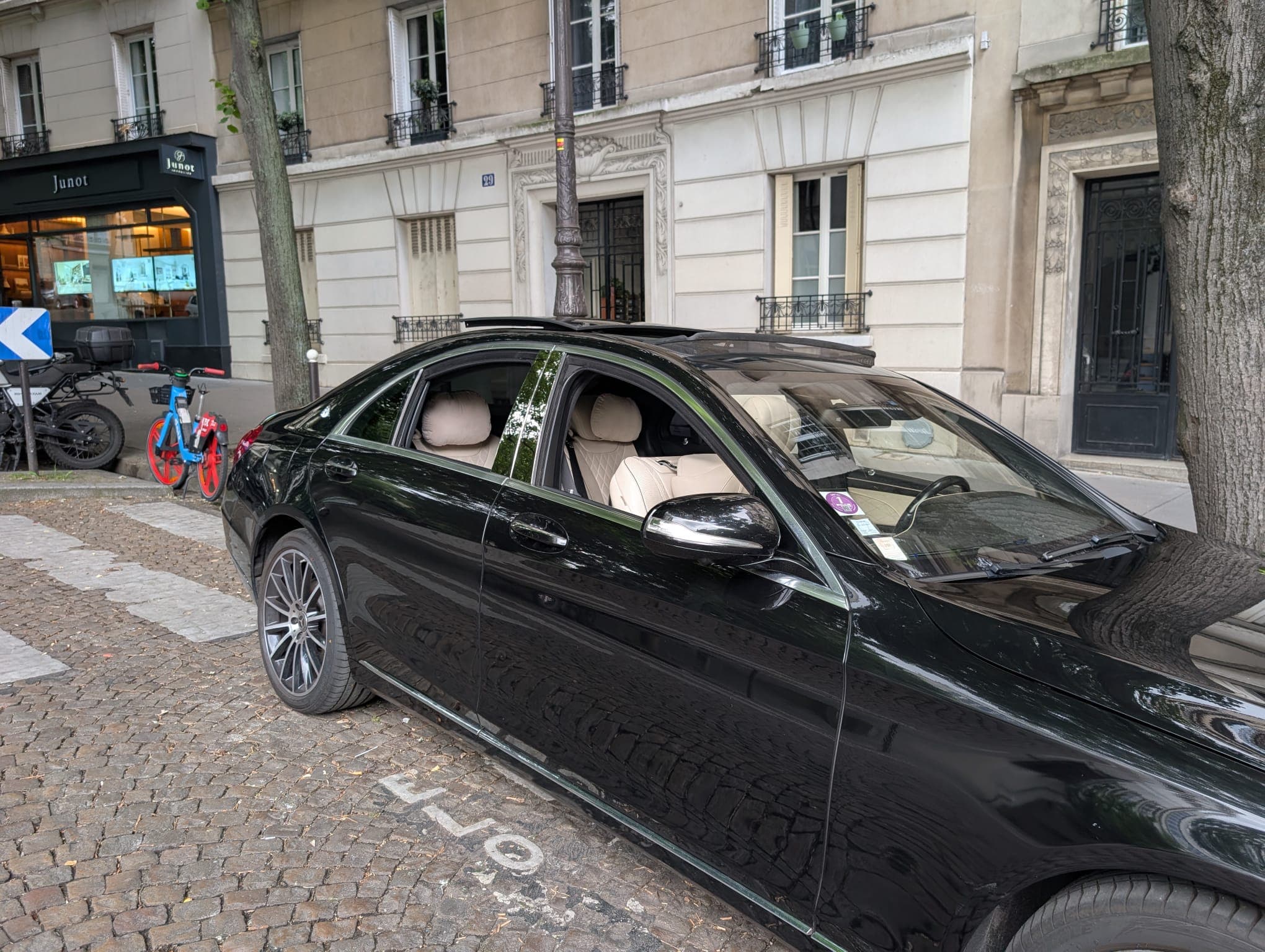 Paris · Extérieur