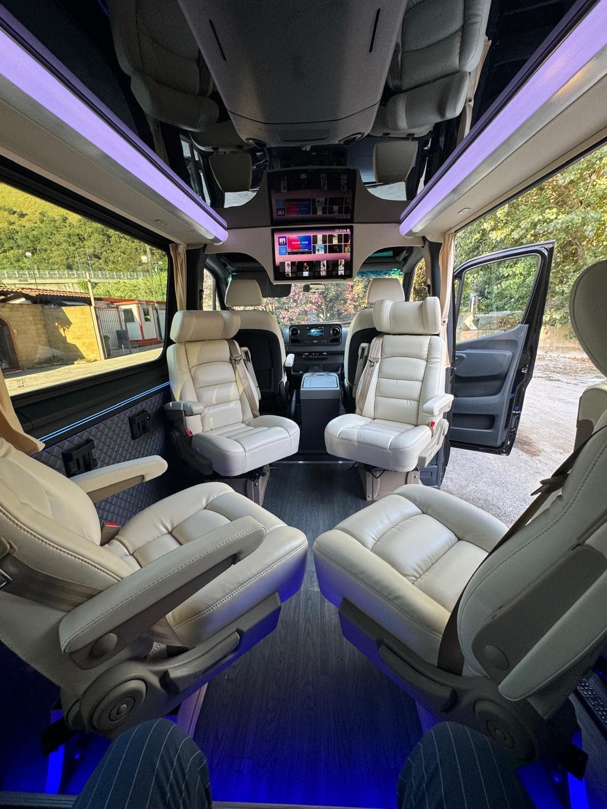 Sprinter VIP 12