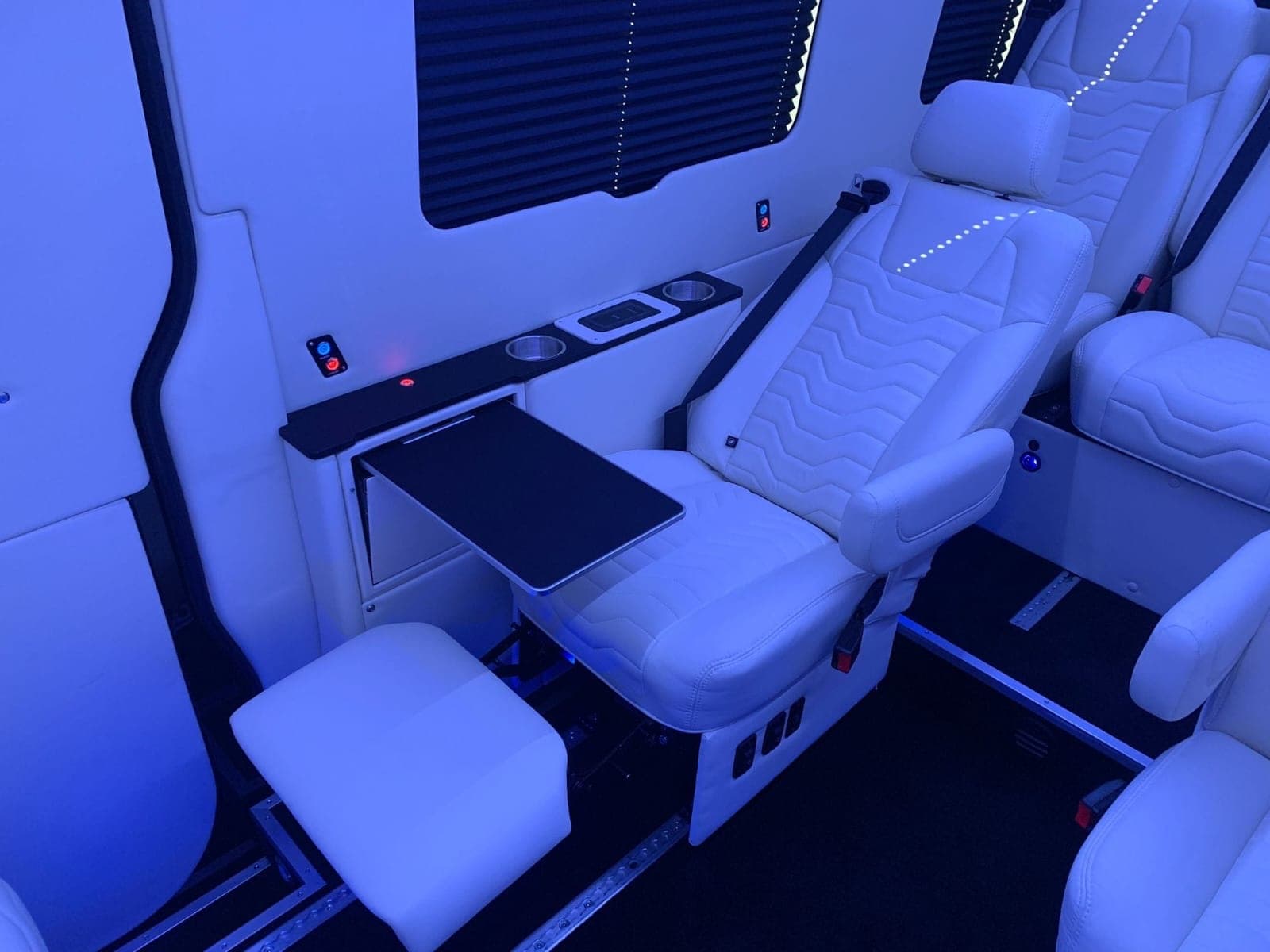 Sprinter VIP 16