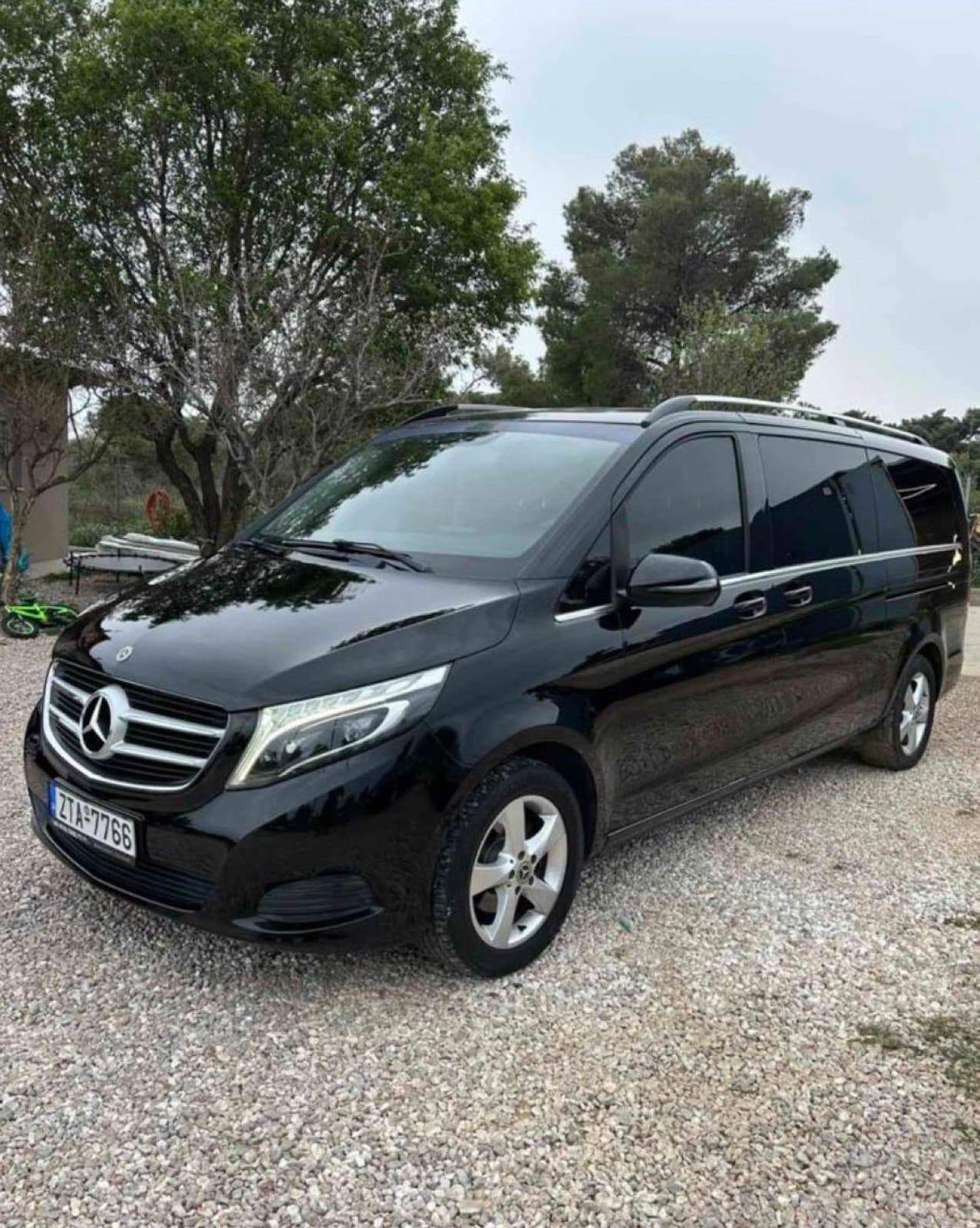 V-Class VIP 12