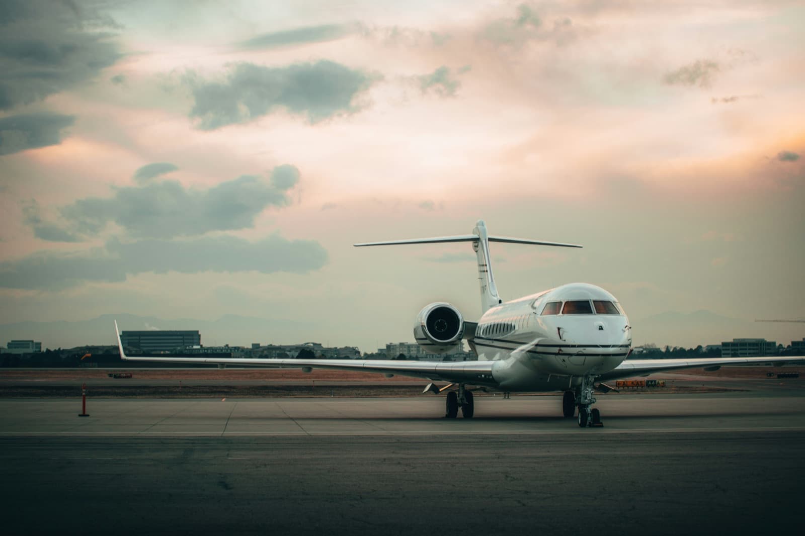 Jet privé FFGR Monaco | cabine VIP