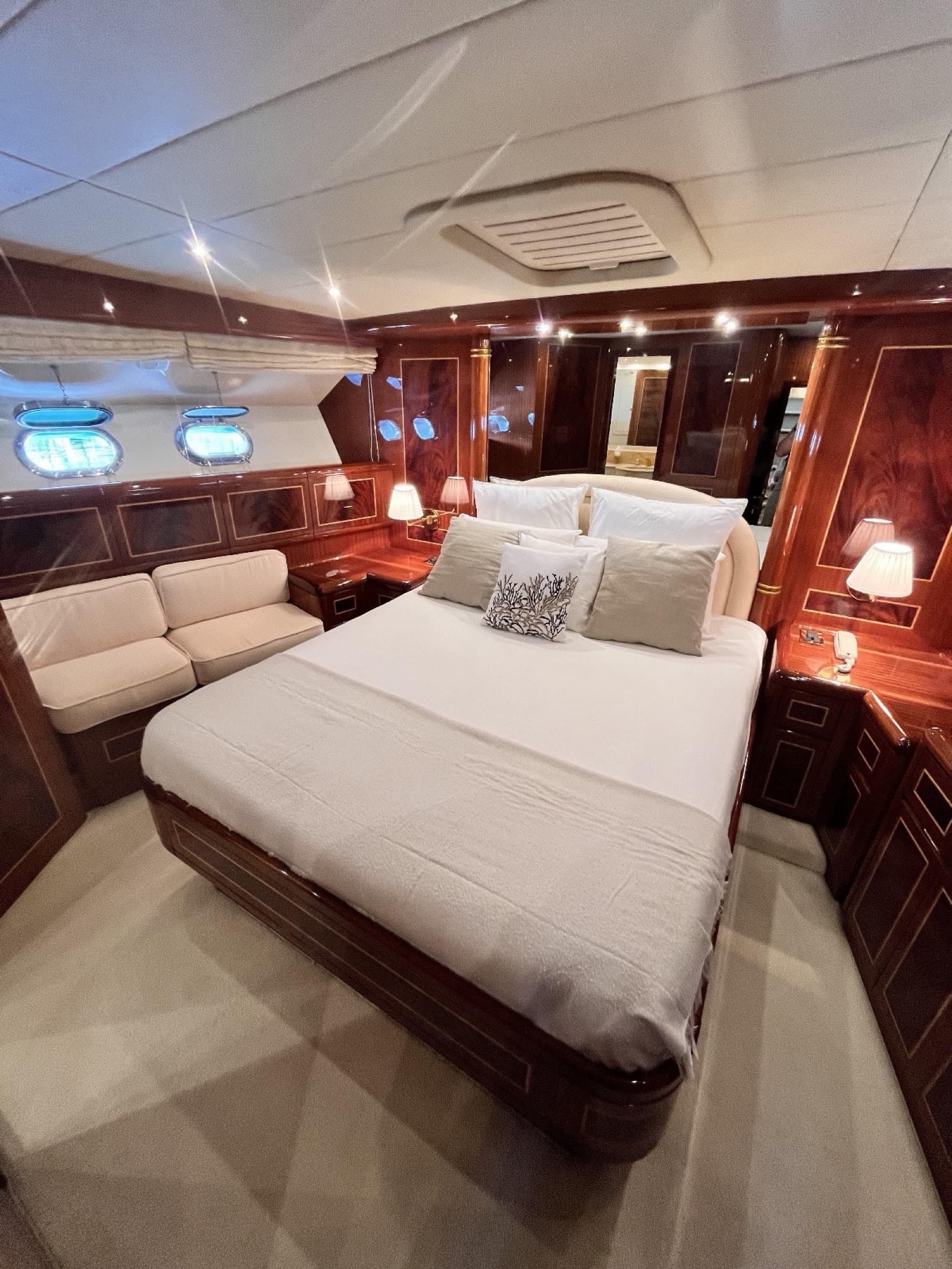 Banquet à bord superyacht Monaco | FFGR